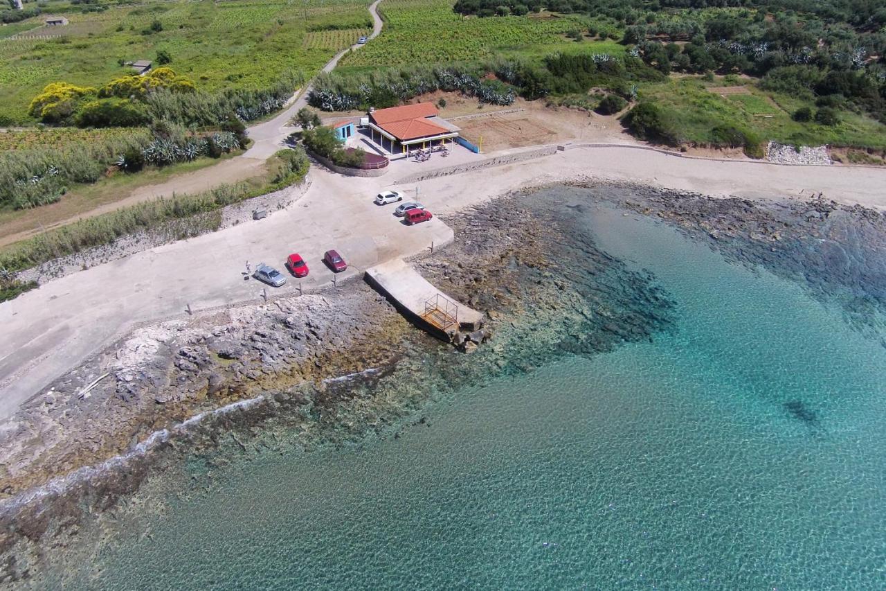 Apartments And Rooms By The Sea Lumbarda, Korcula - 13626 Экстерьер фото